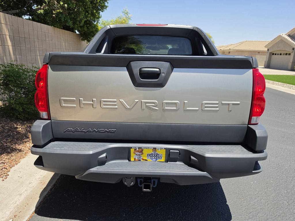Photo 5 of this CHEVROLET AVALANCHE