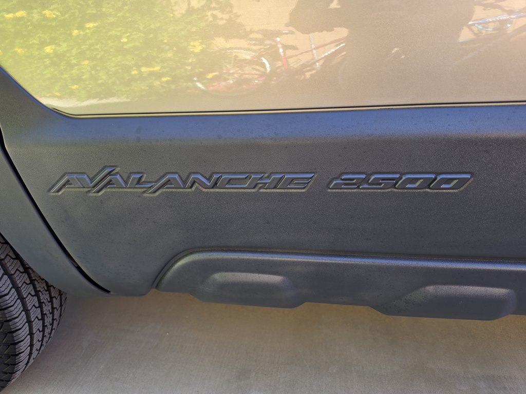 Photo 70 of this CHEVROLET AVALANCHE