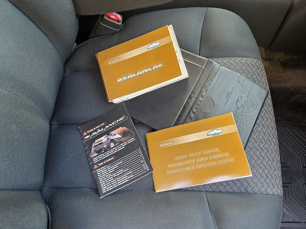 Photo 14 of this CHEVROLET AVALANCHE