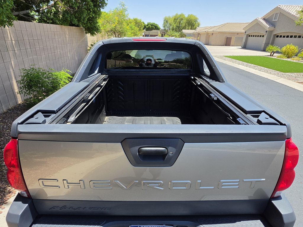 Photo 7 of this CHEVROLET AVALANCHE
