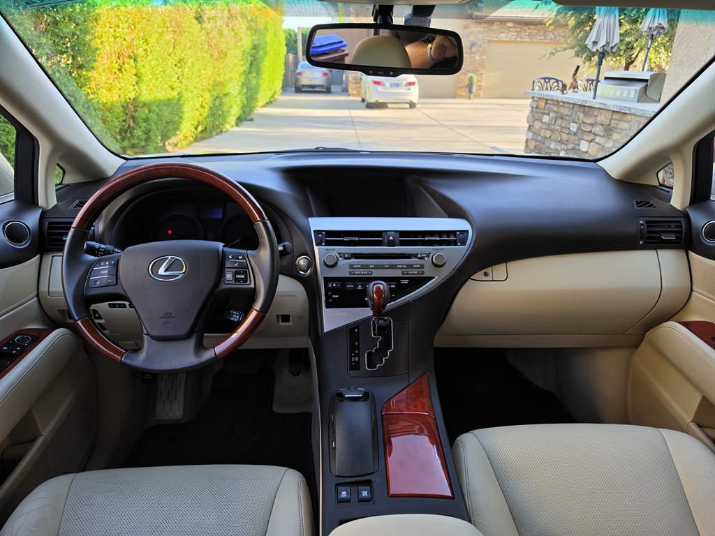Photo 47 of this LEXUS RX 350