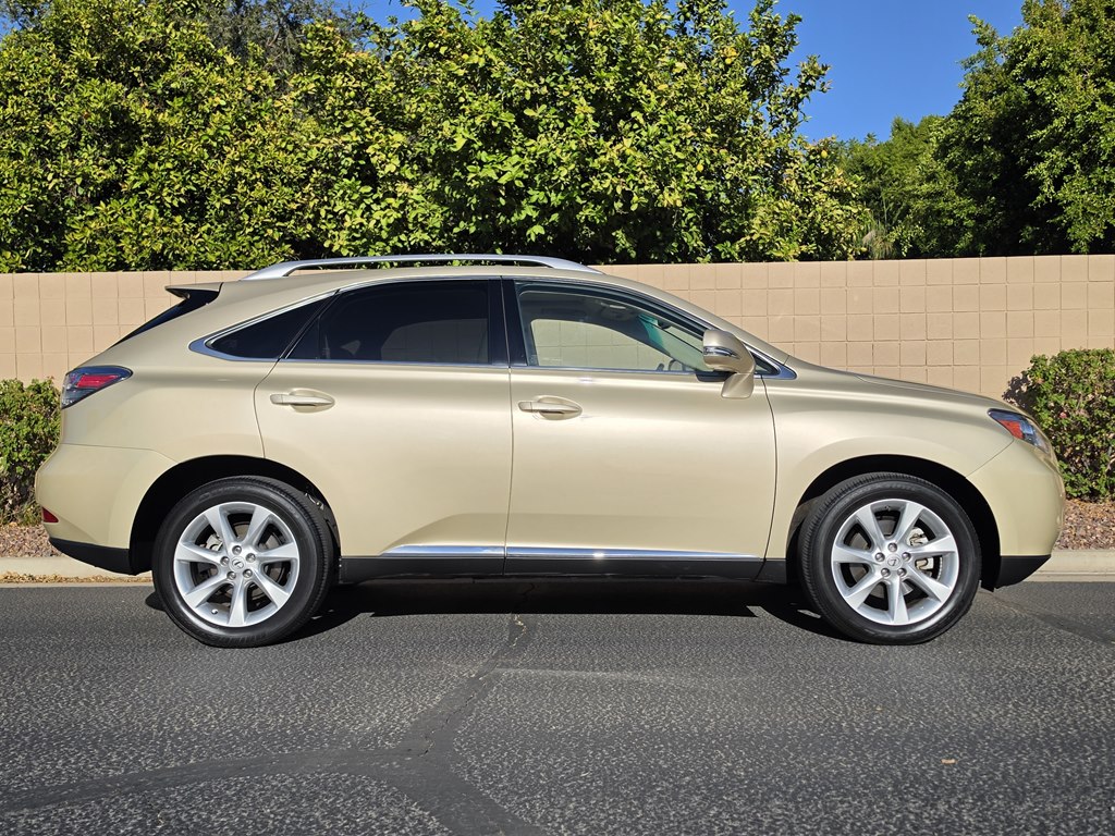 Photo 2 of this LEXUS RX 350