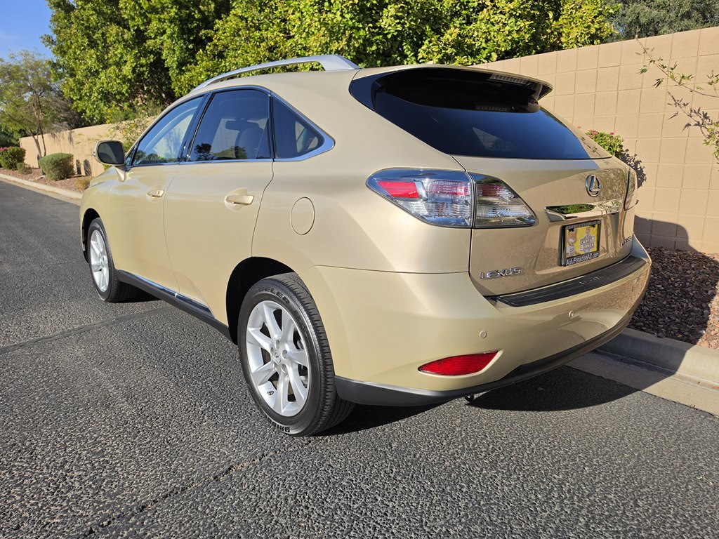 Photo 17 of this LEXUS RX 350