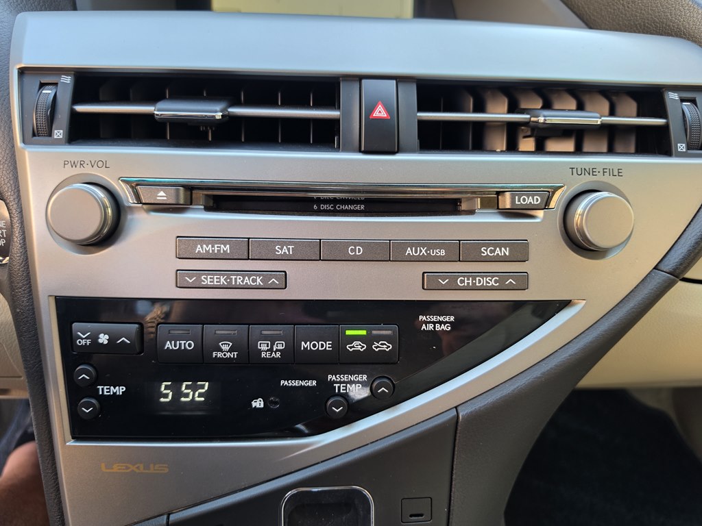 Photo 55 of this LEXUS RX 350