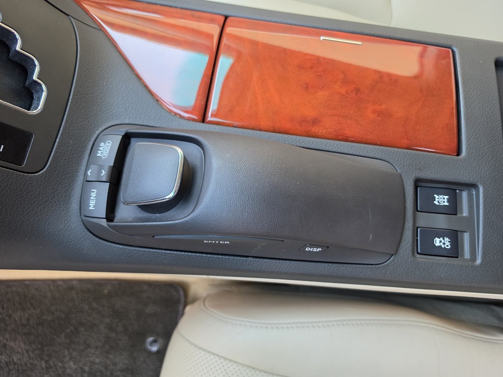 Photo 49 of this LEXUS RX 350
