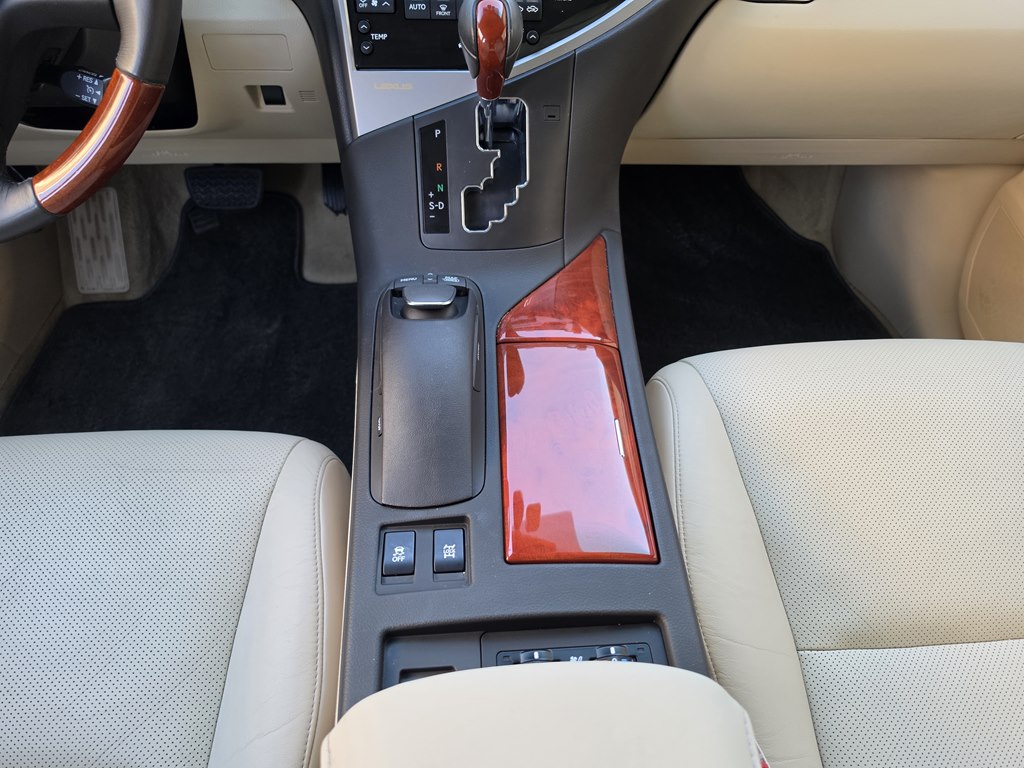 Photo 44 of this LEXUS RX 350