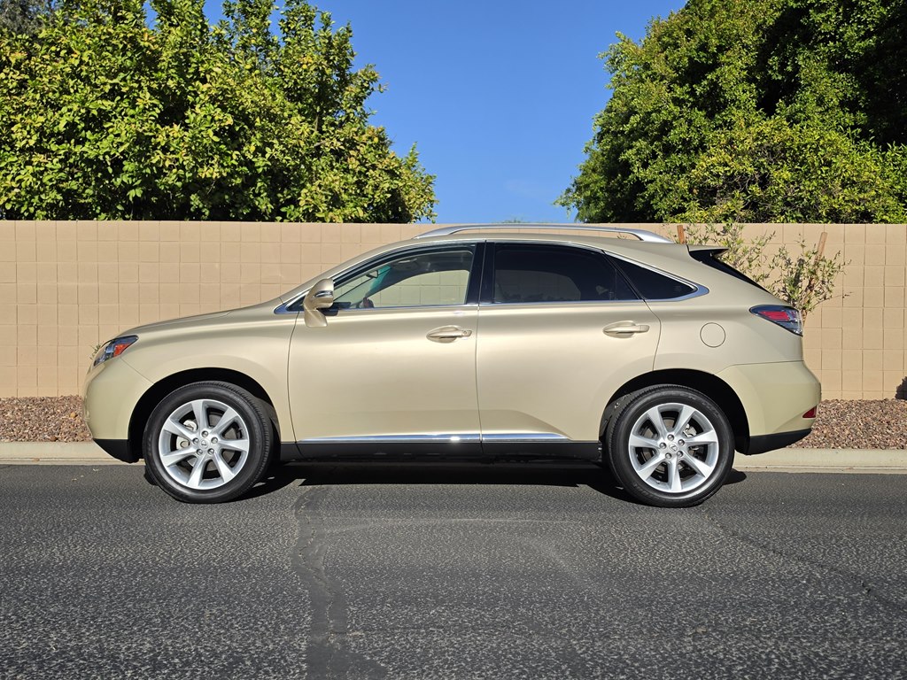 Photo 18 of this LEXUS RX 350