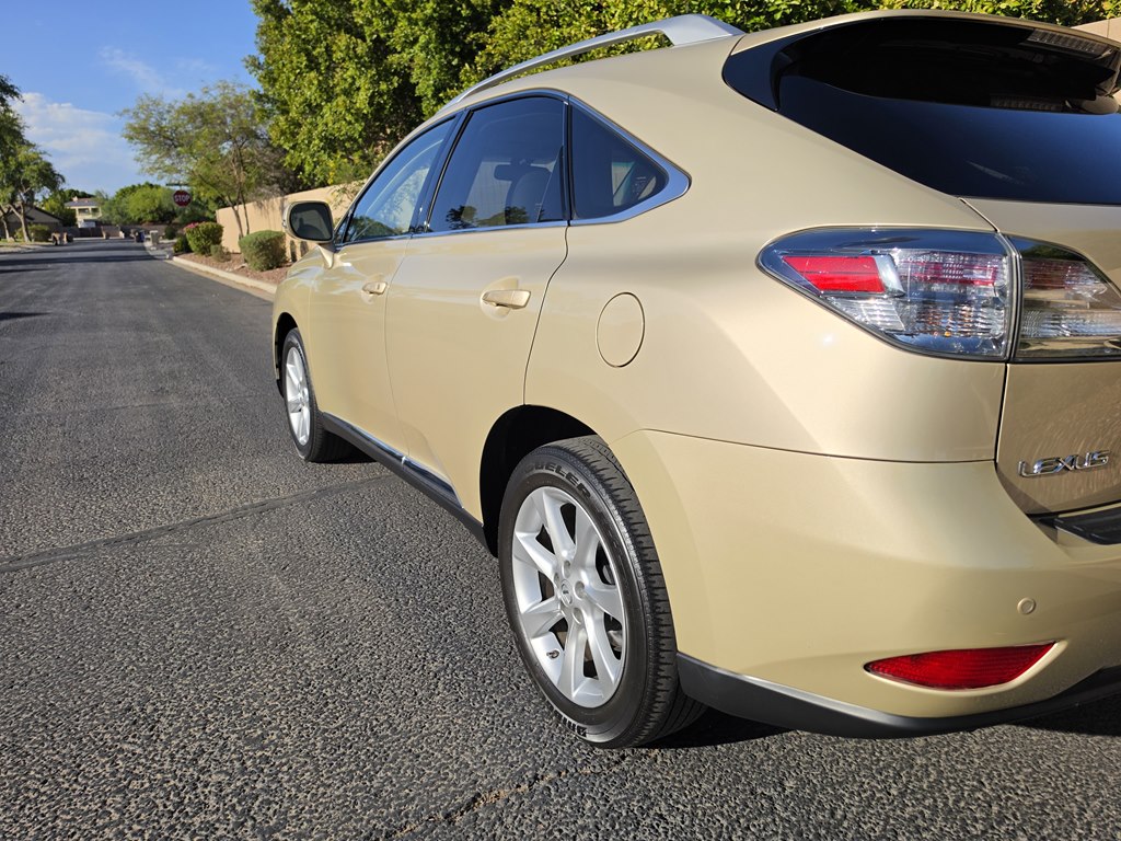 Photo 16 of this LEXUS RX 350