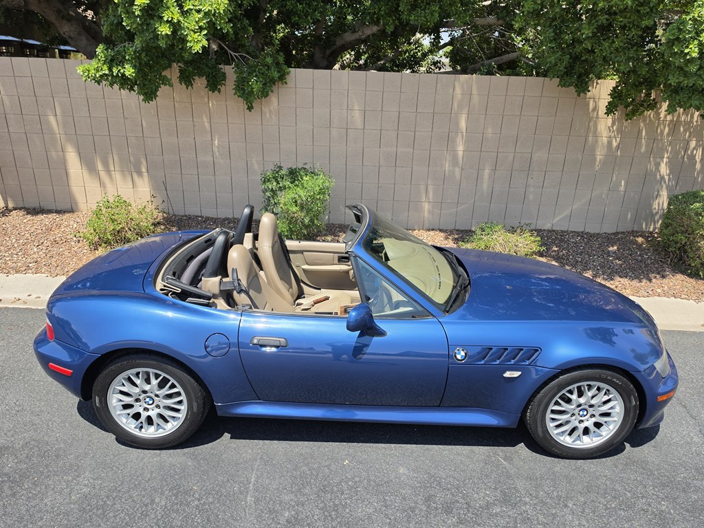 Photo 27 of this BMW Z3