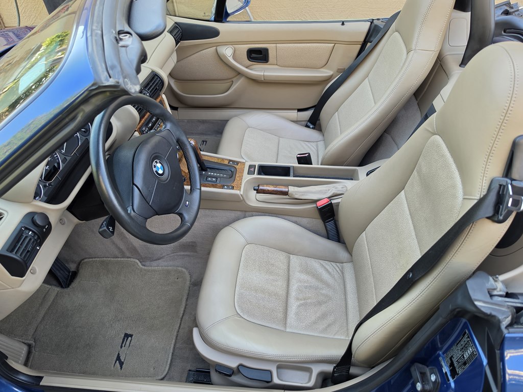 Photo 35 of this BMW Z3