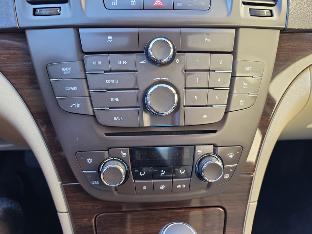 Photo 48 of this BUICK REGAL