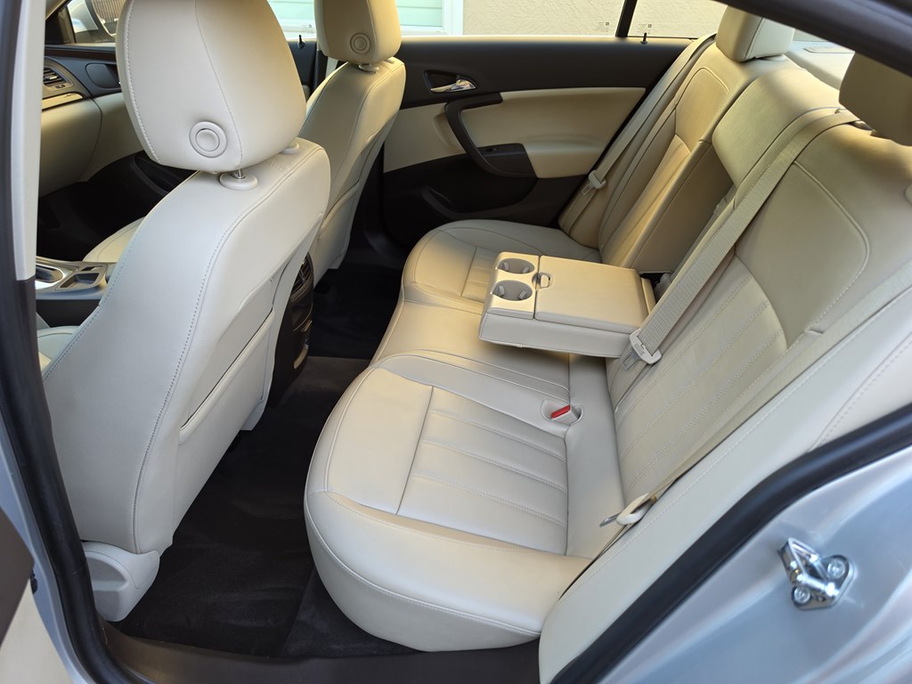 Photo 34 of this BUICK REGAL