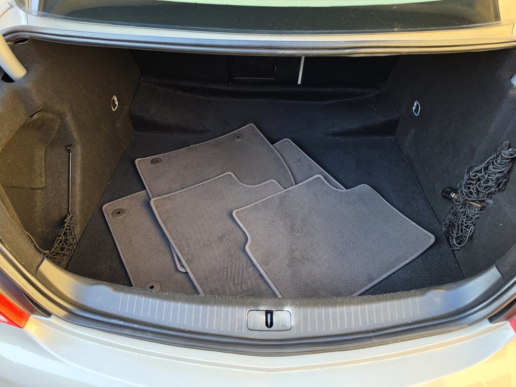 Photo 7 of this BUICK REGAL