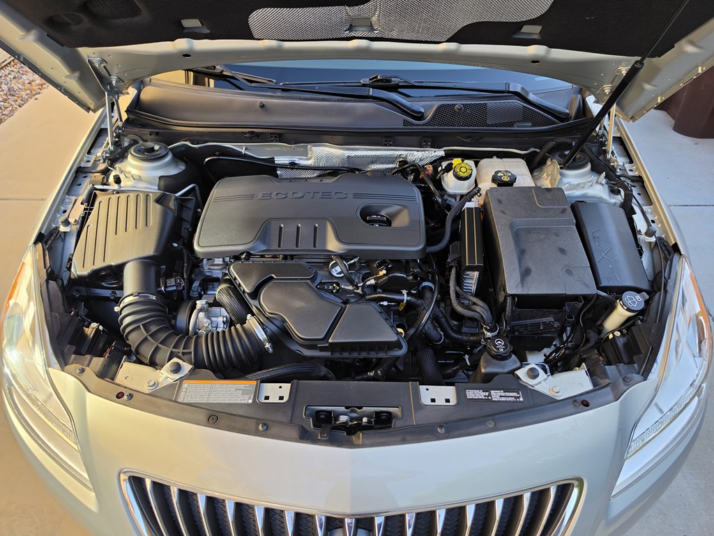 Photo 22 of this BUICK REGAL
