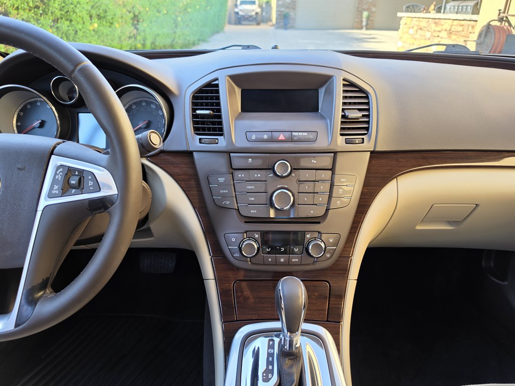 Photo 44 of this BUICK REGAL