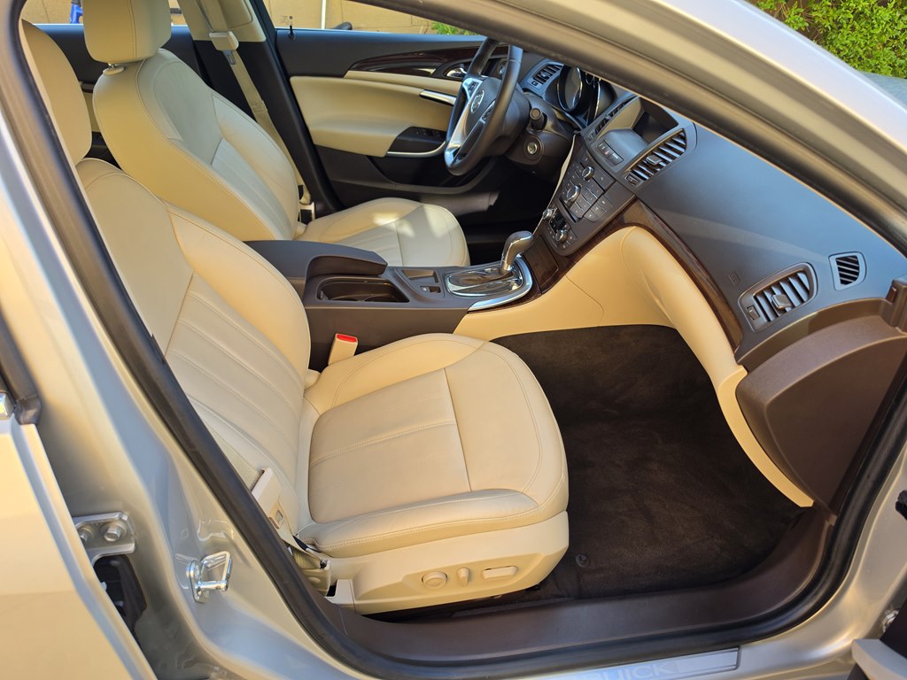 Photo 29 of this BUICK REGAL