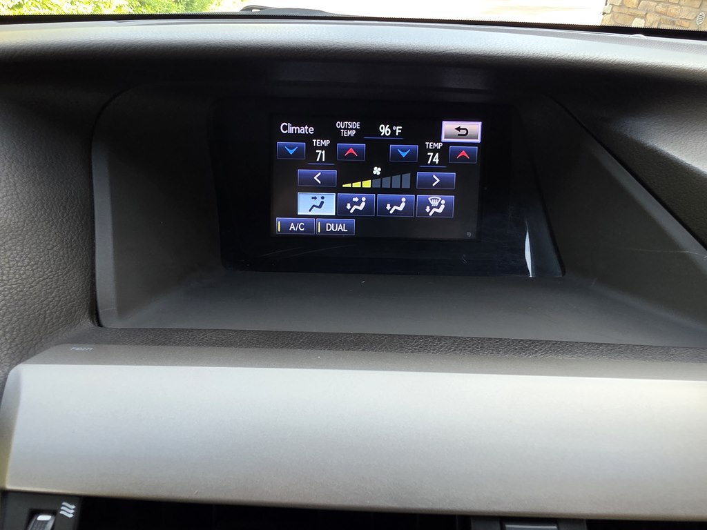 Photo 45 of this LEXUS RX 350