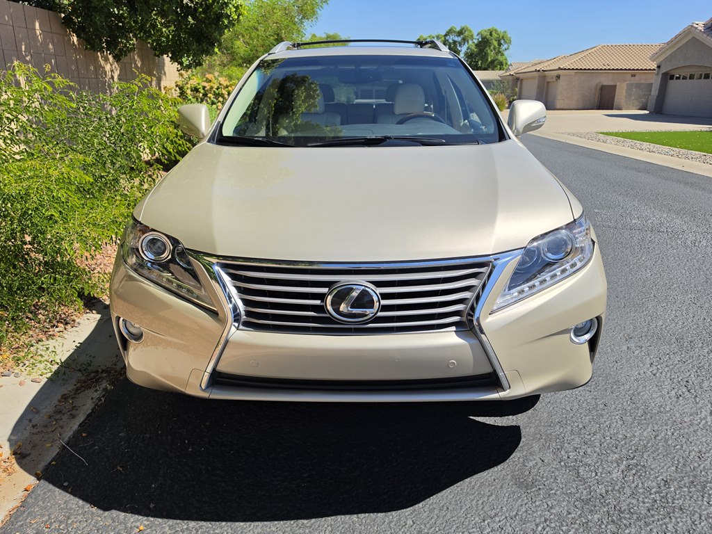 Photo 17 of this LEXUS RX 350