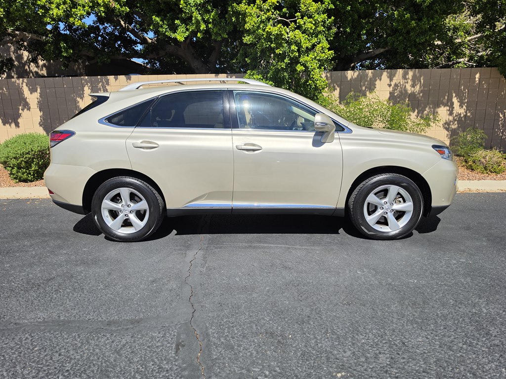 Photo 2 of this LEXUS RX 350
