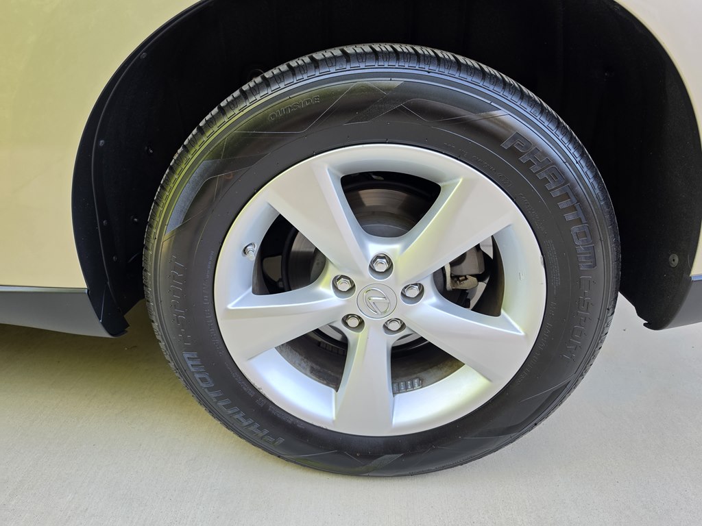 Photo 55 of this LEXUS RX 350