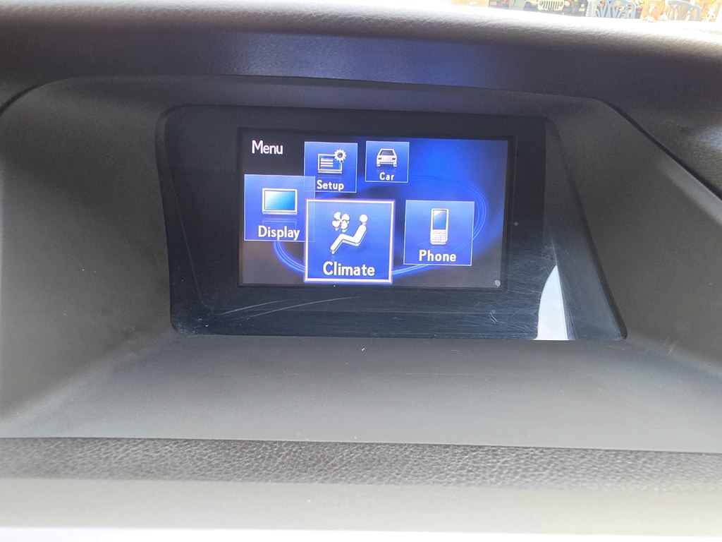 Photo 47 of this LEXUS RX 350