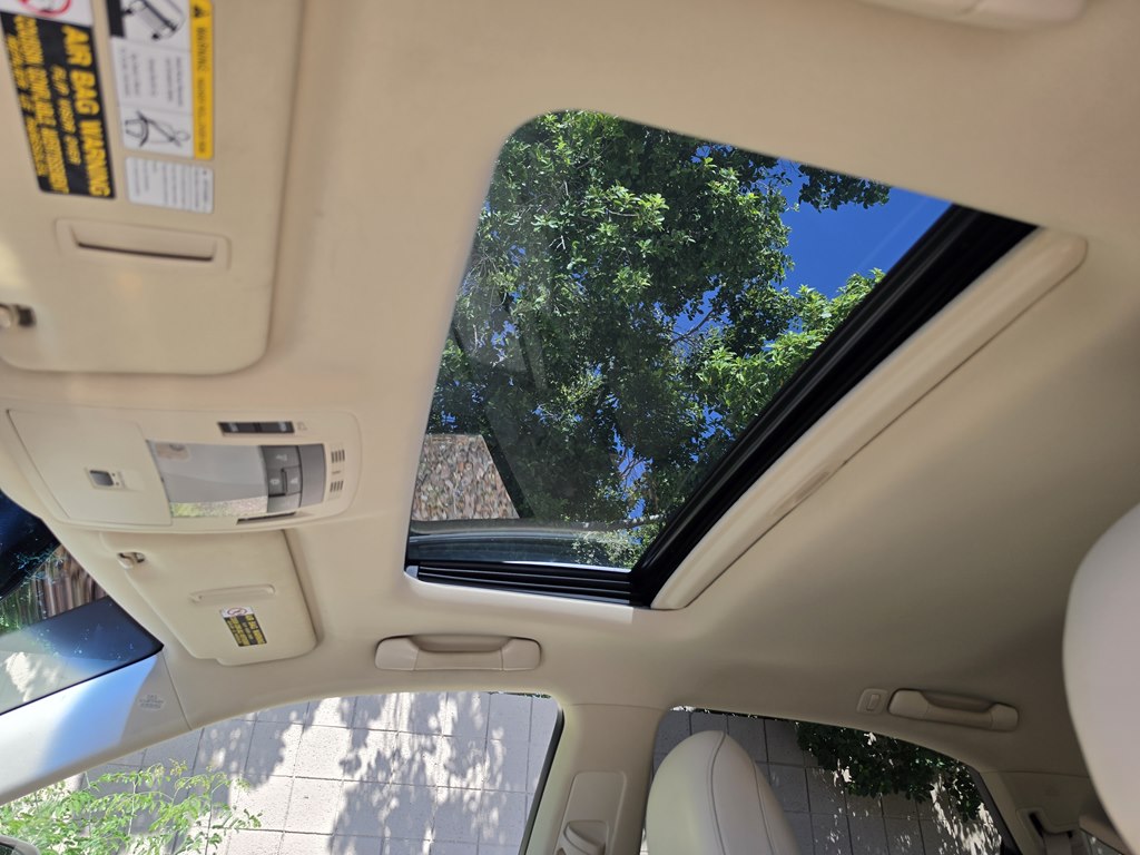 Photo 24 of this LEXUS RX 350