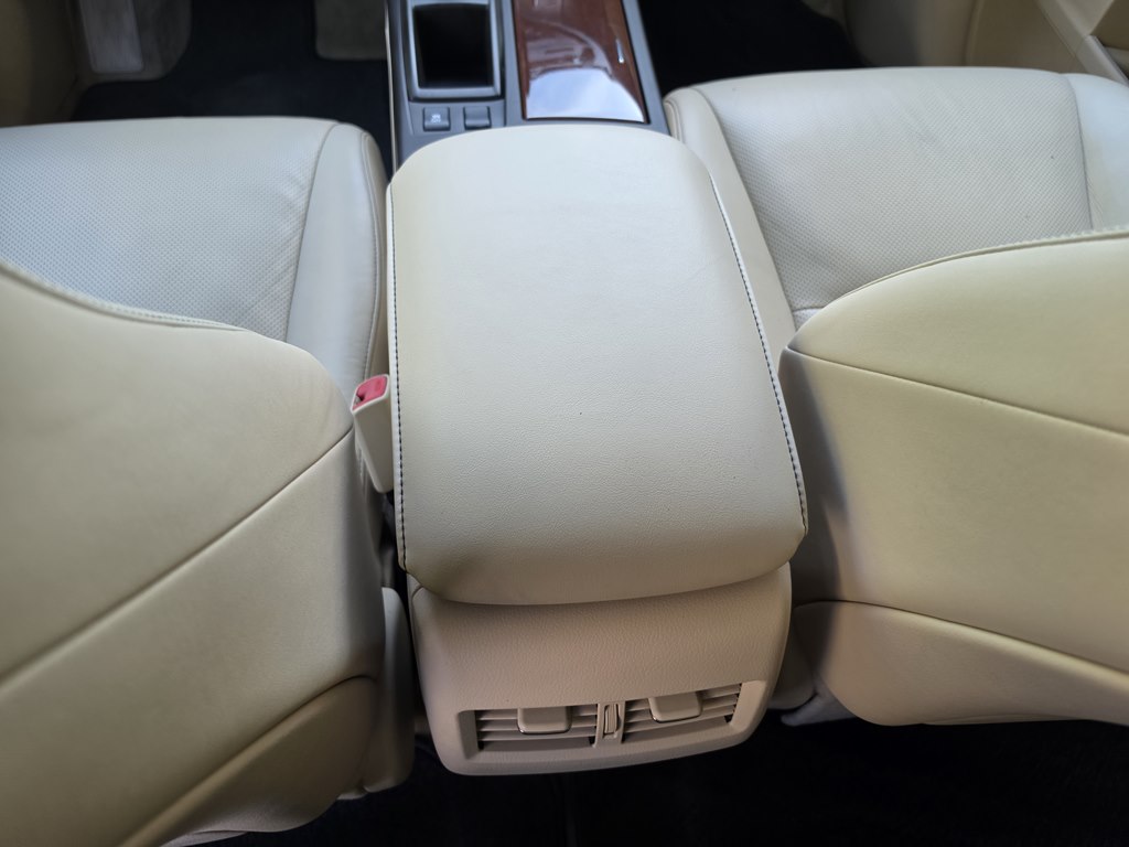 Photo 51 of this LEXUS RX 350
