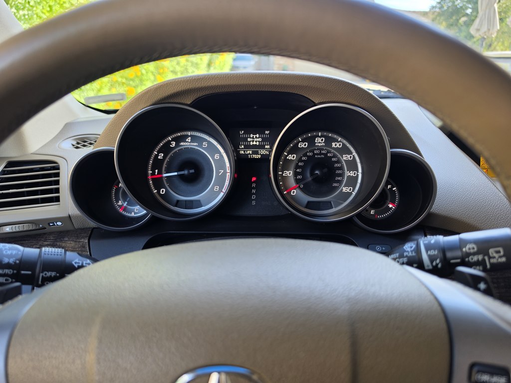 Photo 45 of this ACURA MDX