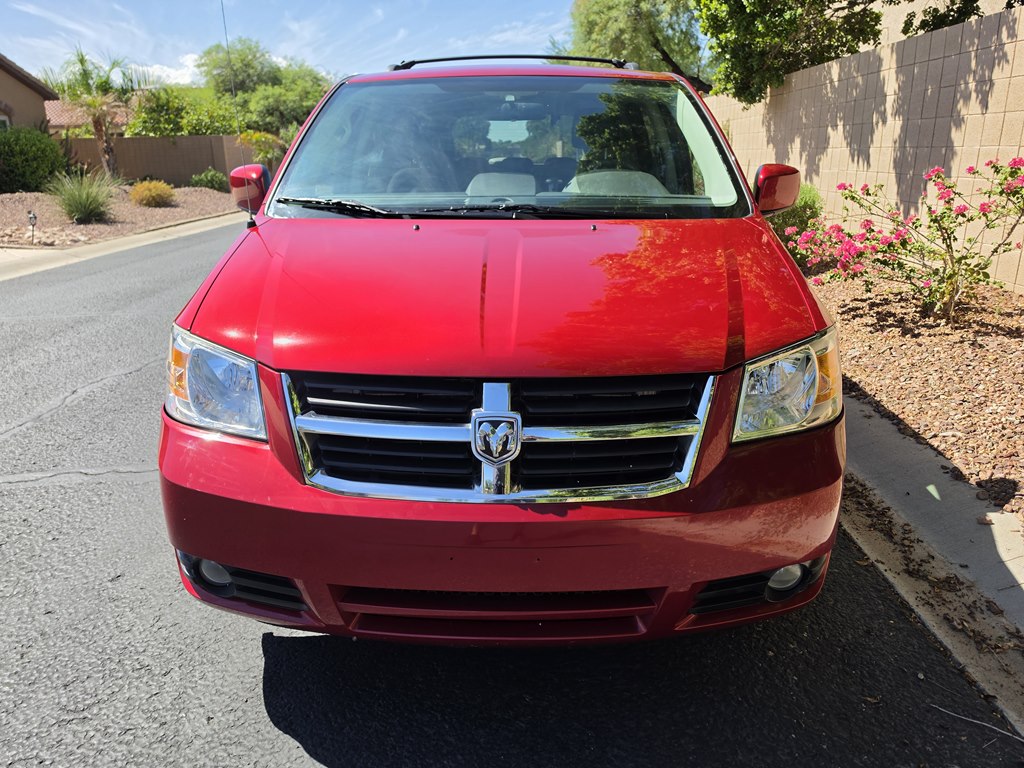 Photo 18 of this DODGE GRAND CARAVAN