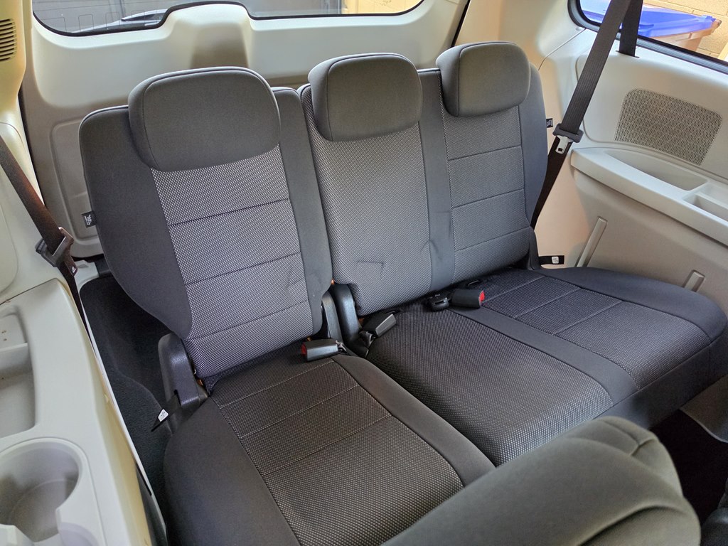 Photo 30 of this DODGE GRAND CARAVAN
