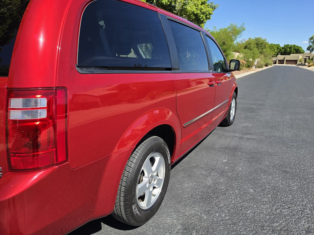 Photo 4 of this DODGE GRAND CARAVAN
