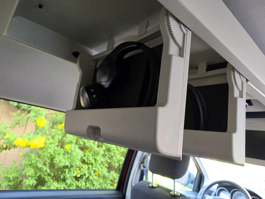 Photo 44 of this DODGE GRAND CARAVAN
