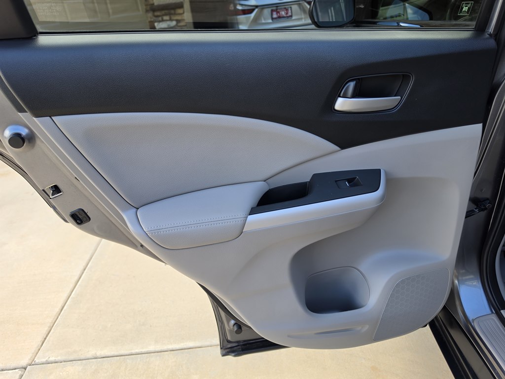 Photo 33 of this HONDA CR-V