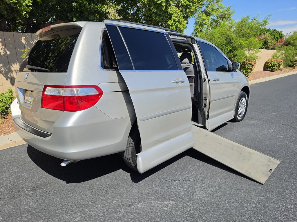 Photo 5 of this HONDA ODYSSEY