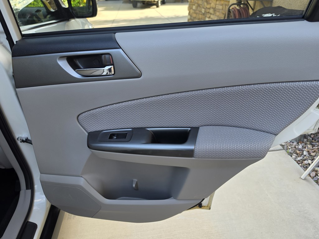 Photo 41 of this SUBARU FORESTER