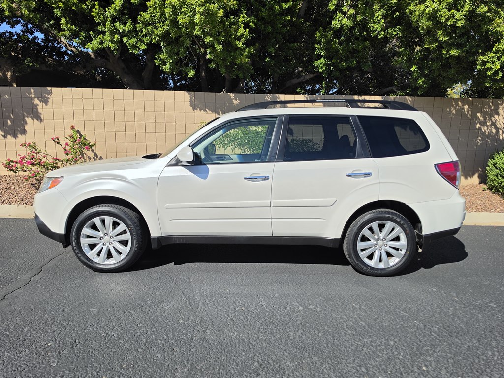 Photo 8 of this SUBARU FORESTER