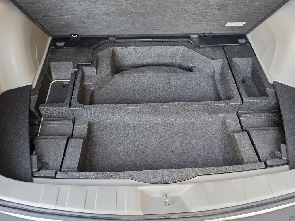 Photo 66 of this SUBARU FORESTER