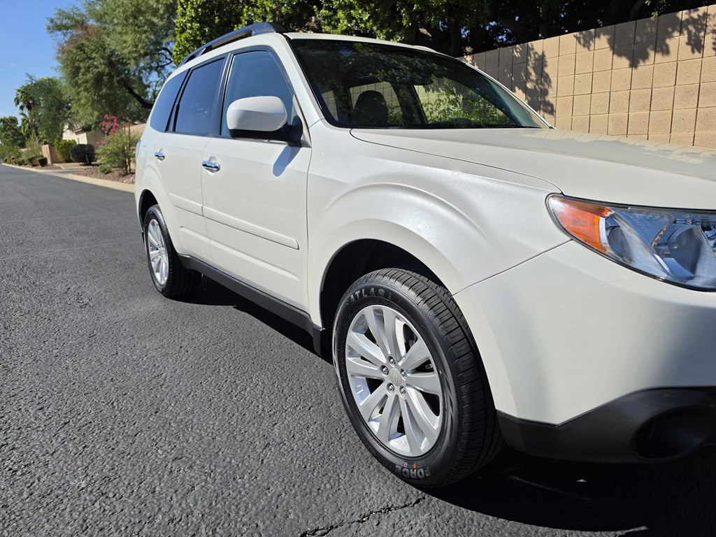 Photo 12 of this SUBARU FORESTER