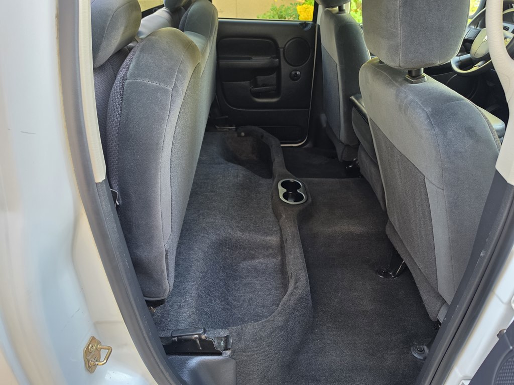 Photo 44 of this DODGE RAM 1500