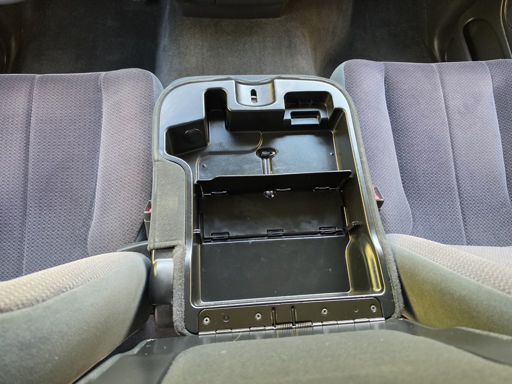 Photo 43 of this DODGE RAM 1500