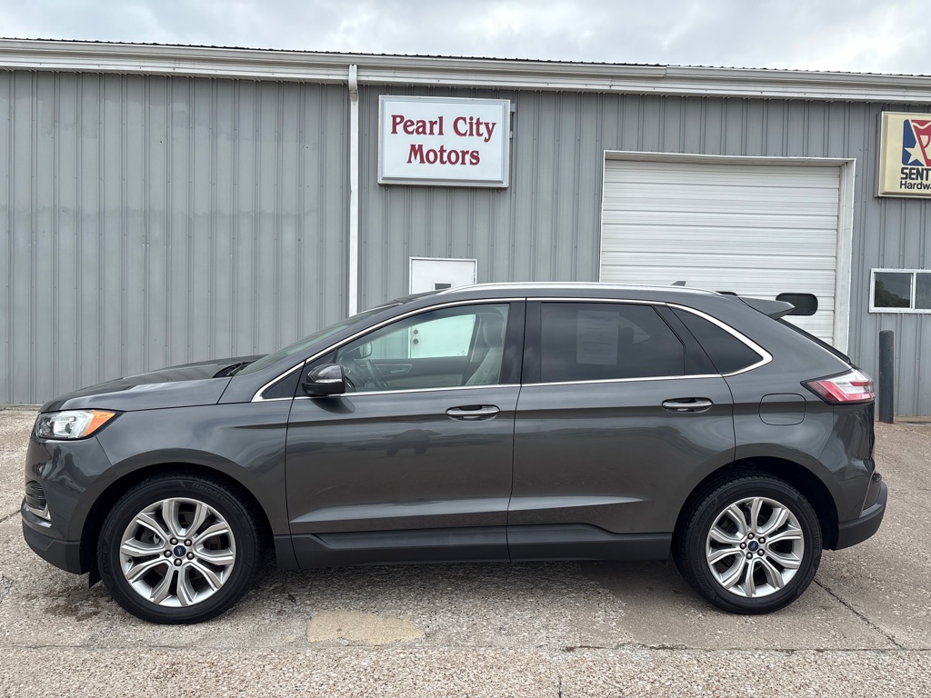 2019 Ford Edge Titanium