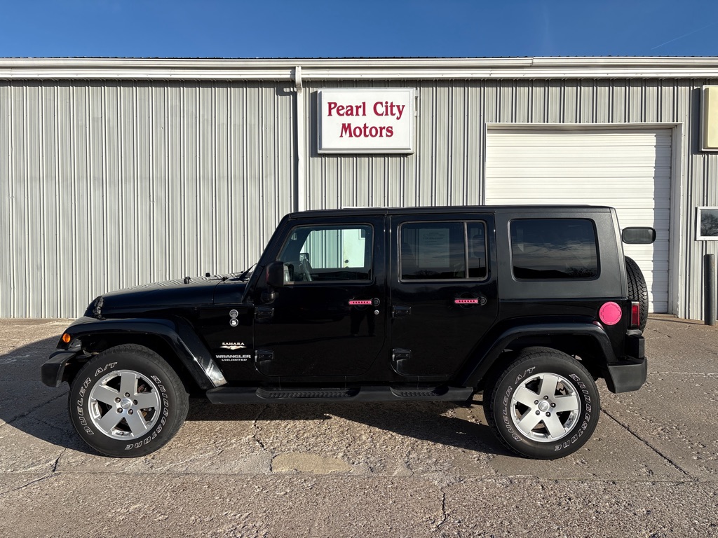 2010 Jeep Wrangler Unlimited Sahara's photo