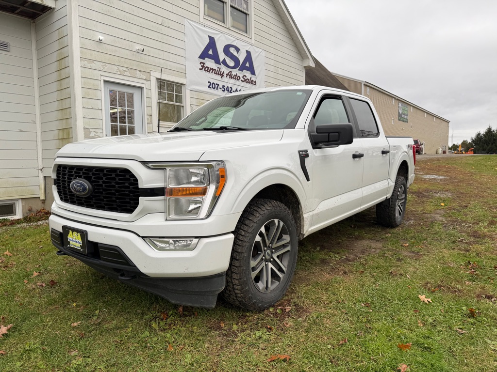 2021 Ford F-150 XL's photo