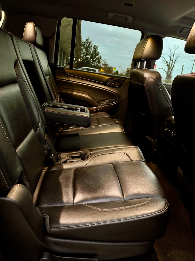 Photo 14 of this CHEVROLET SUBURBAN
