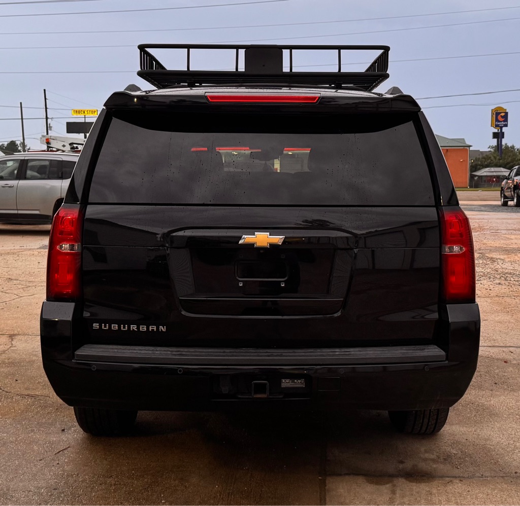 Photo 6 of this CHEVROLET SUBURBAN