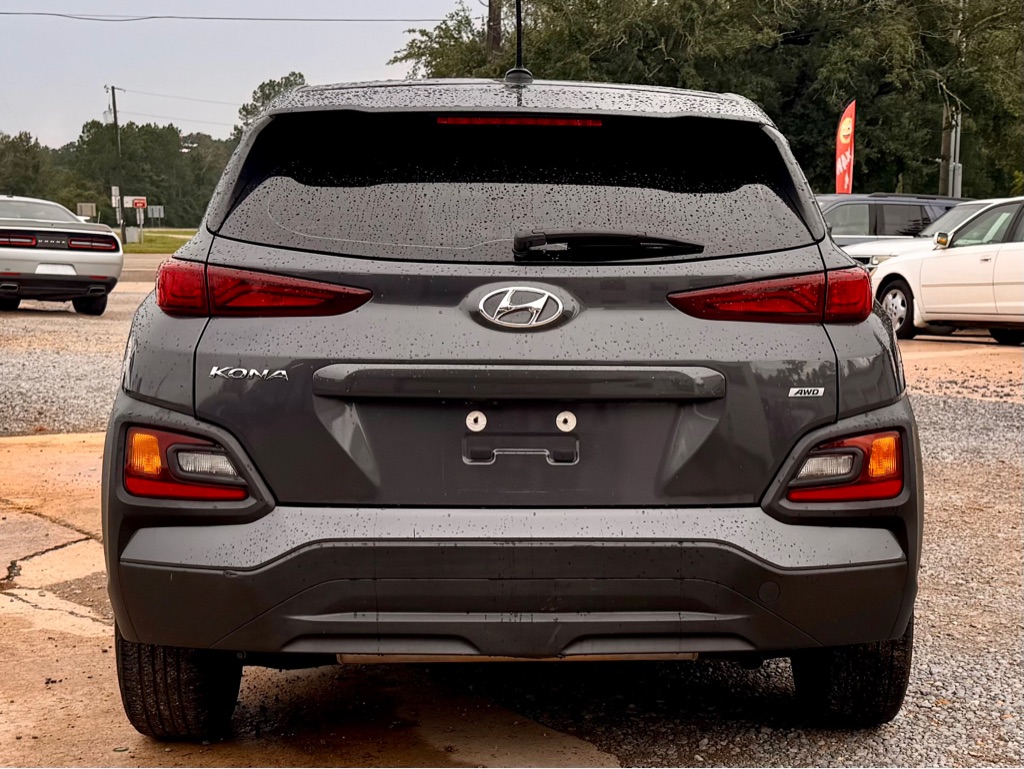 Photo 6 of this HYUNDAI KONA