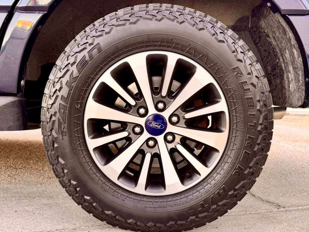 Photo 9 of this FORD EXPEDITION