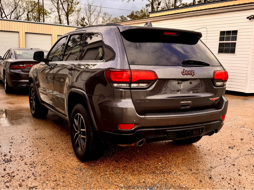Photo 7 of this JEEP GRAND CHEROKEE