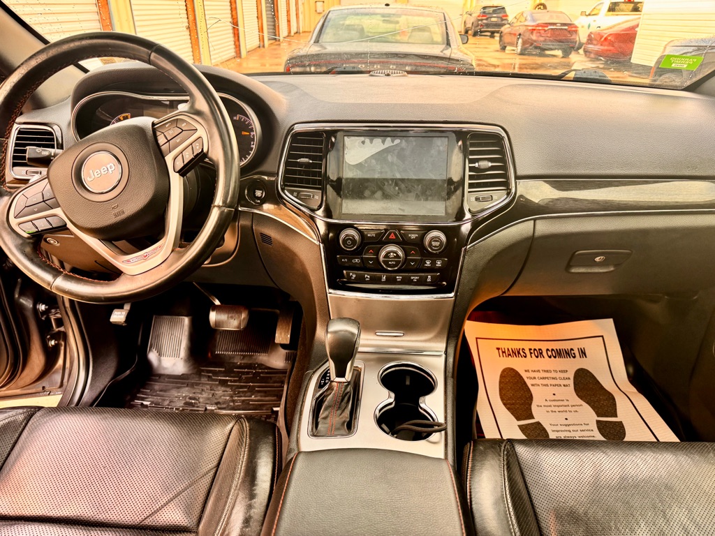 Photo 12 of this JEEP GRAND CHEROKEE