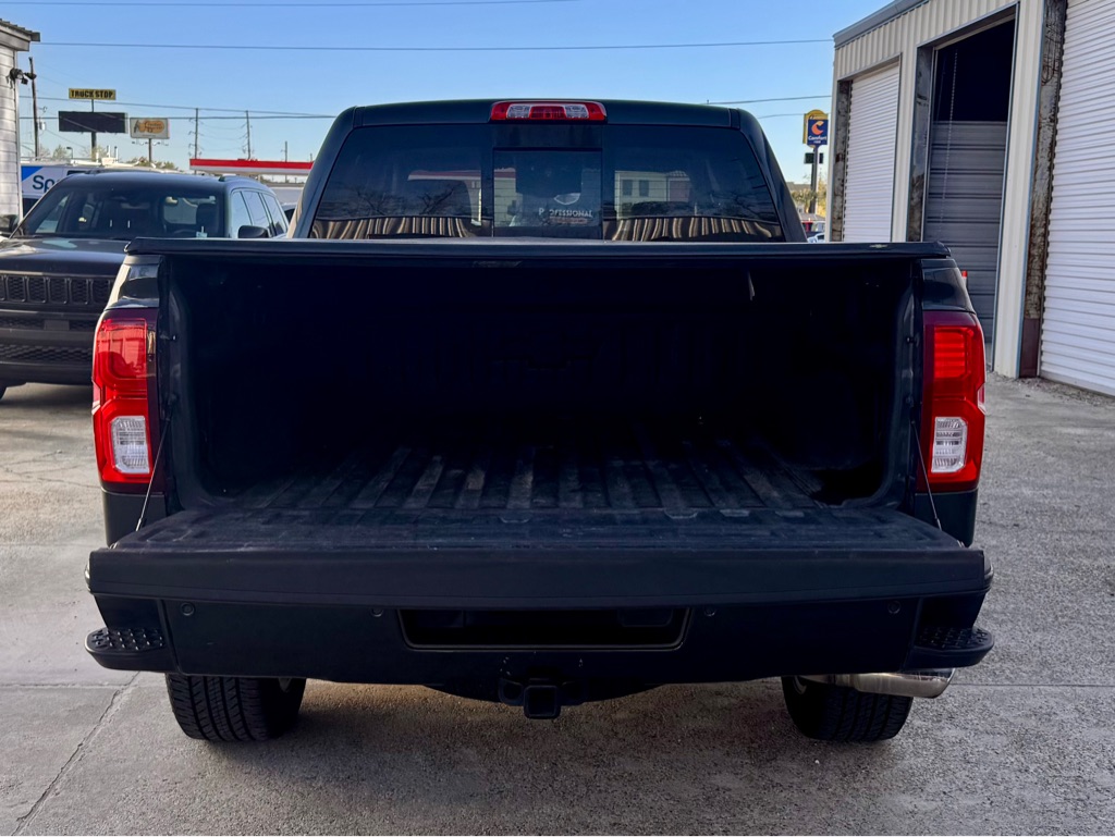 Photo 19 of this CHEVROLET SILVERADO 1500